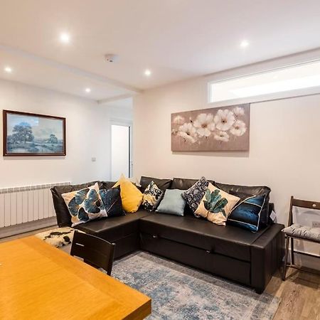 ברייטון Comfortable Flat Close To The Beach מראה חיצוני תמונה