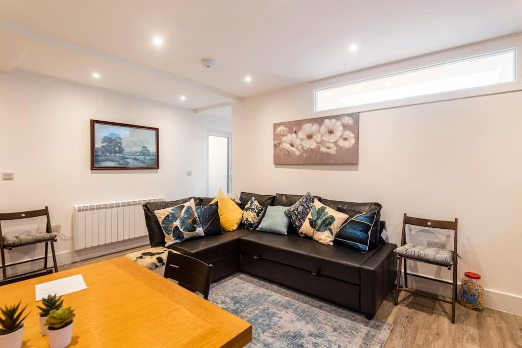 ברייטון Comfortable Flat Close To The Beach מראה חיצוני תמונה