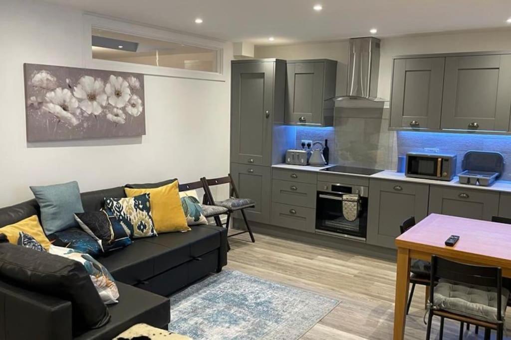 ברייטון Comfortable Flat Close To The Beach מראה חיצוני תמונה